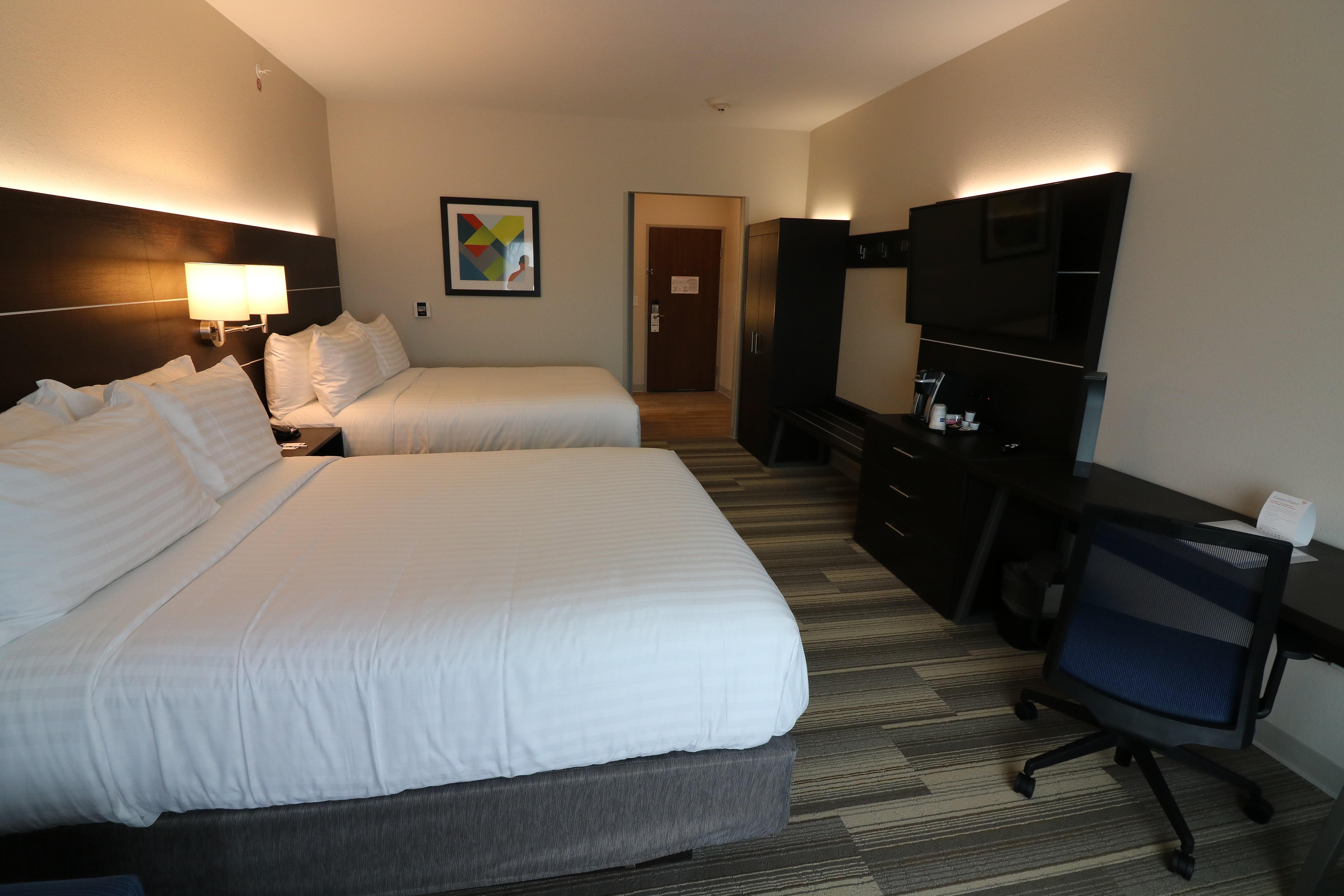 Holiday Inn Express & Suites - Coffeyville By Ihg מראה חיצוני תמונה