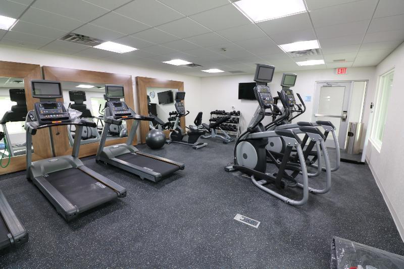 Holiday Inn Express & Suites - Coffeyville By Ihg מראה חיצוני תמונה